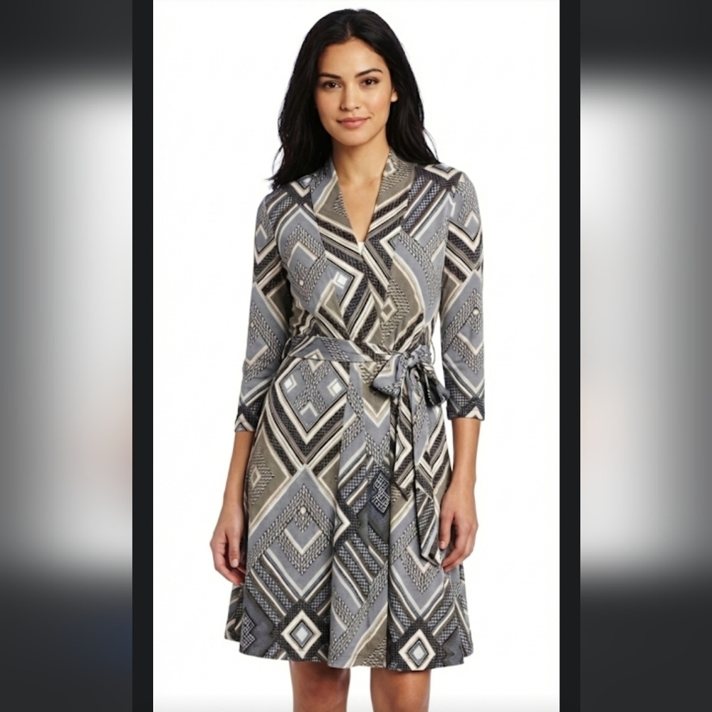 Charming Charlie Black Gray White Geometric Print Blouse